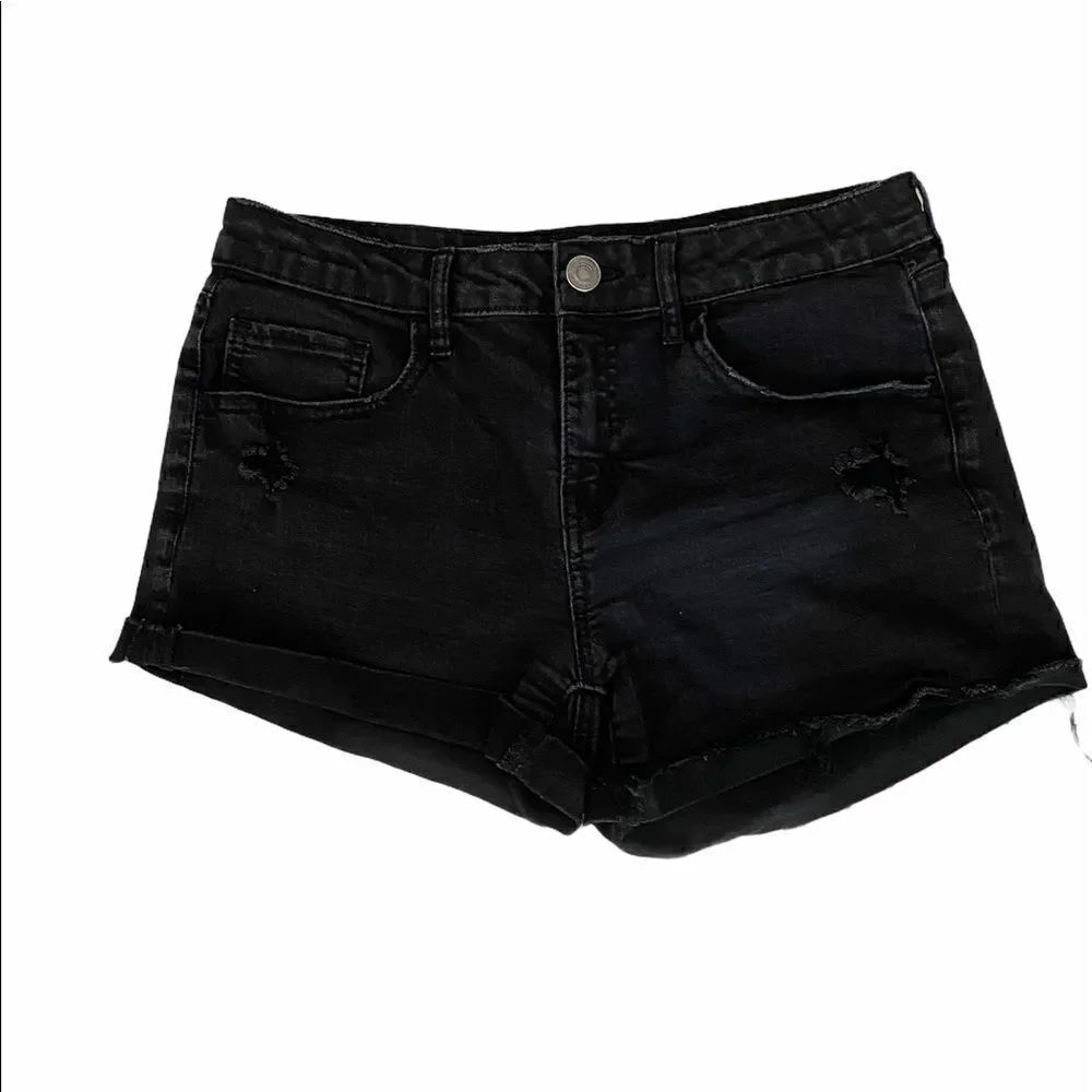 So High Rise Distressed Shortie short